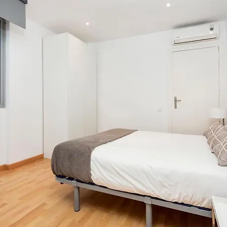Spacious And Elegant 4 Bedroom With Private Terrace
