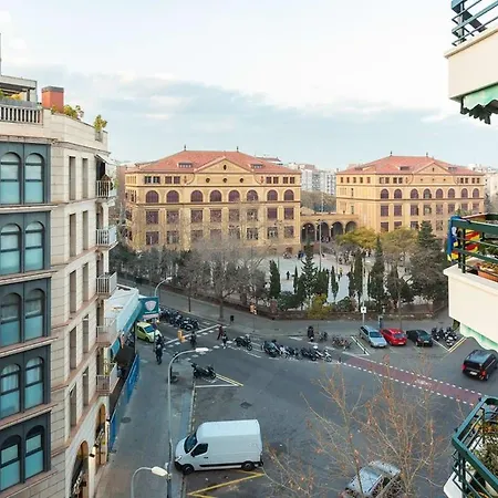 Spacious And Elegant 4 Bedroom With Private Terrace *