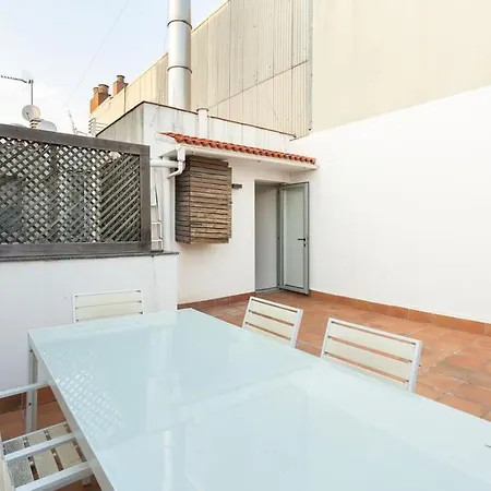 Spacious And Elegant 4 Bedroom With Private Terrace *