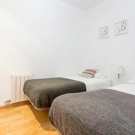 Spacious And Elegant 4 Bedroom With Private Terrace