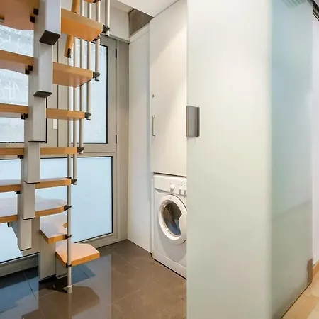 Apartment Spacious And Elegant 4 Bedroom With Private Terrace