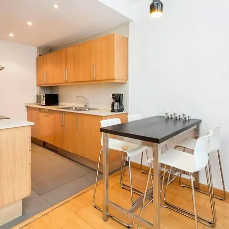 Spacious And Elegant 4 Bedroom With Private Terrace